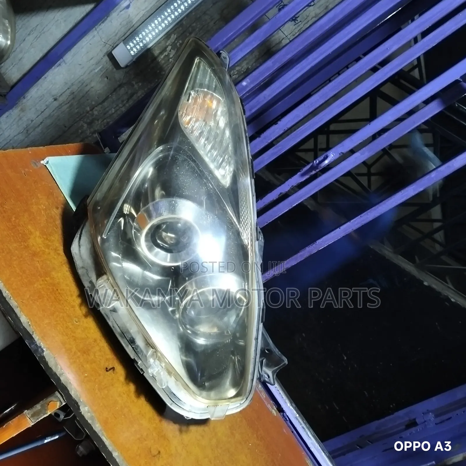 Toyota Wish 2006/2008 Xenon Headlamp, Clean Ex Japan Motor Parts