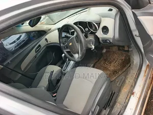 Chevrolet Cruze 2010 Silver