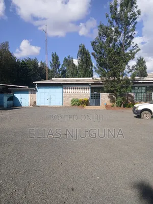 Roysambu(Opposite Kasaran Stadium)Plot to Let 100×50 at Available