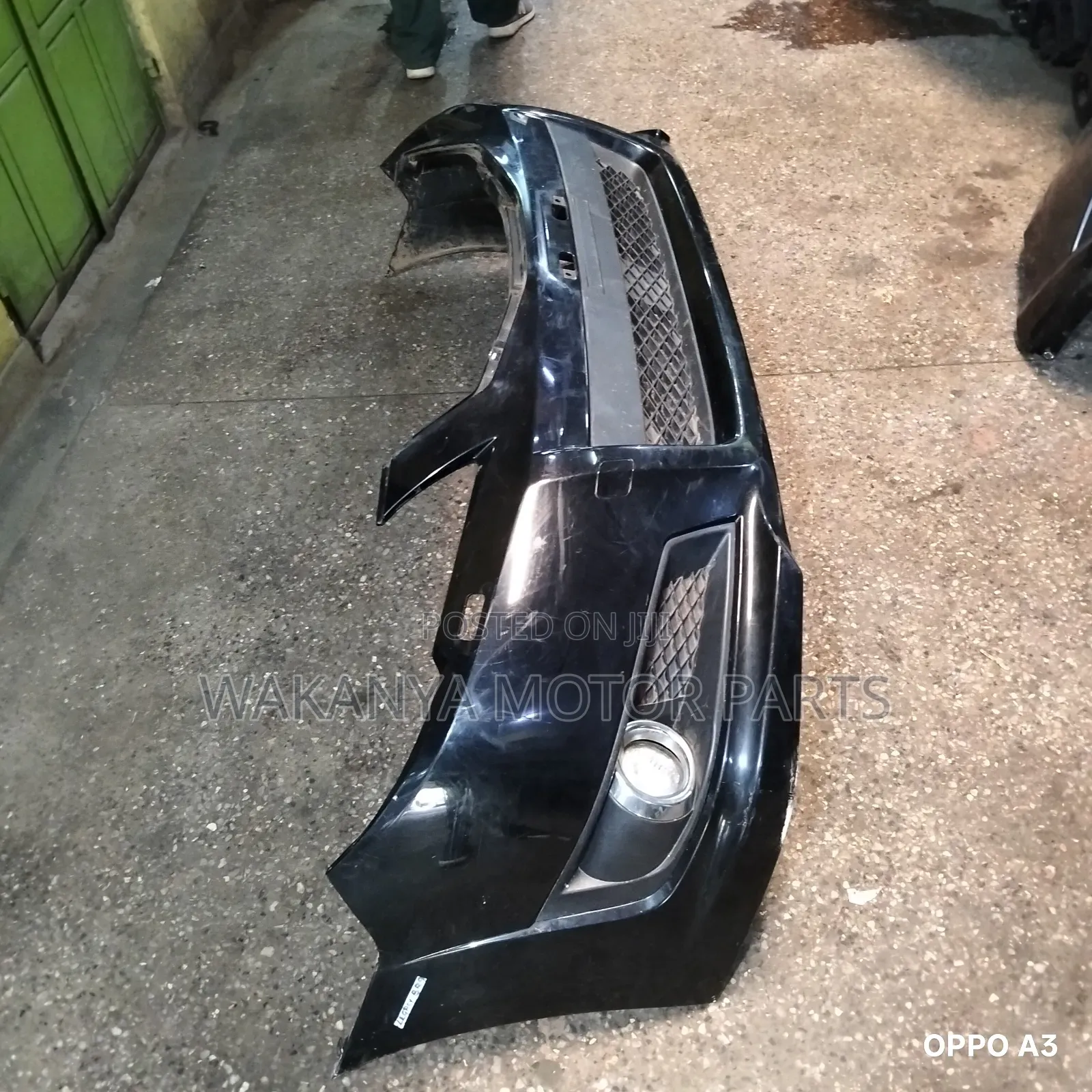 Subaru Legacy Br9 Front Bumper Complete With Fog Lamps, Ex Japan