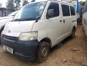 Toyota Lite-Ace 2015 White