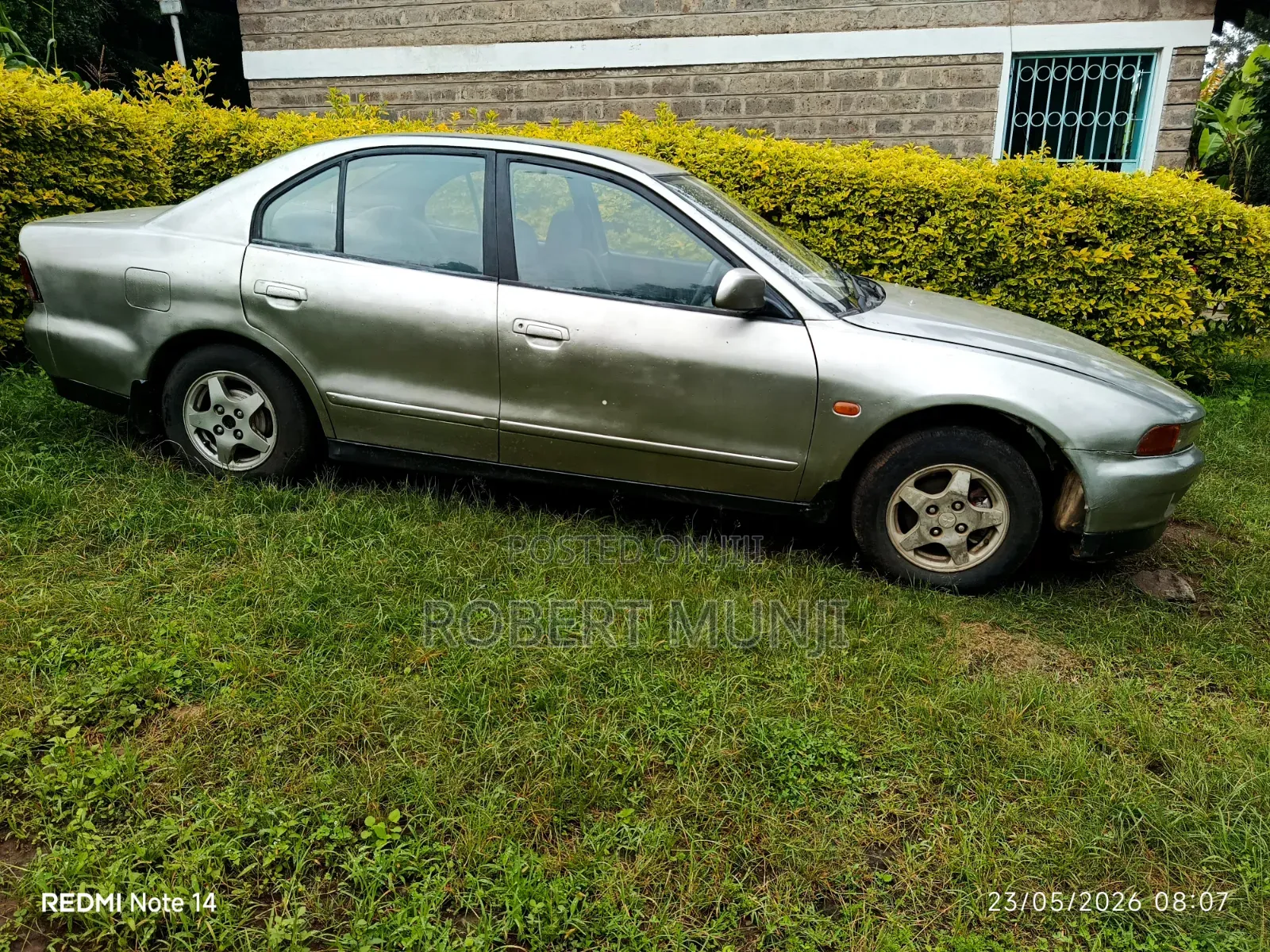 Mitsubishi Galant 2000 Silver