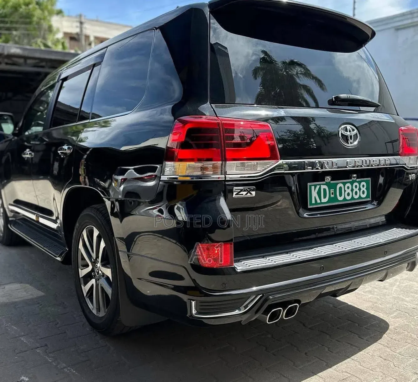 Toyota Land Cruiser 4.6 V8 ZX 2019 Black
