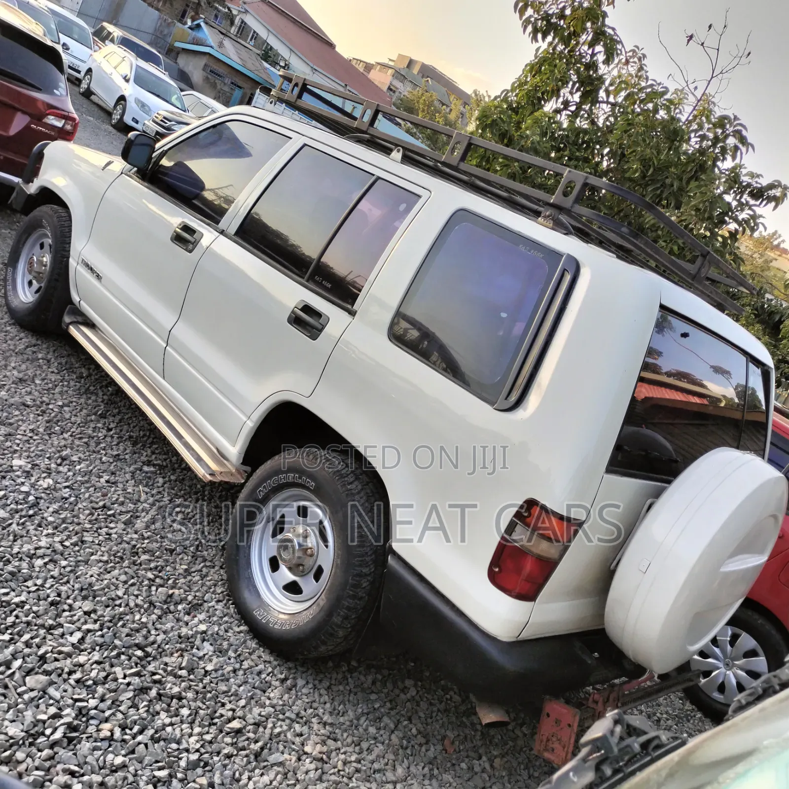 Isuzu Trooper 1998 White