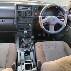 Isuzu Trooper 1998 White