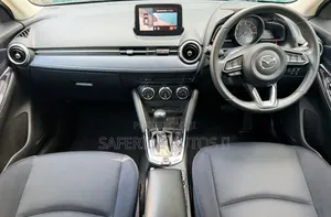 Mazda 2 2020 Gray