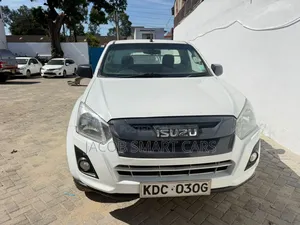 Isuzu D-MAX 2013 White