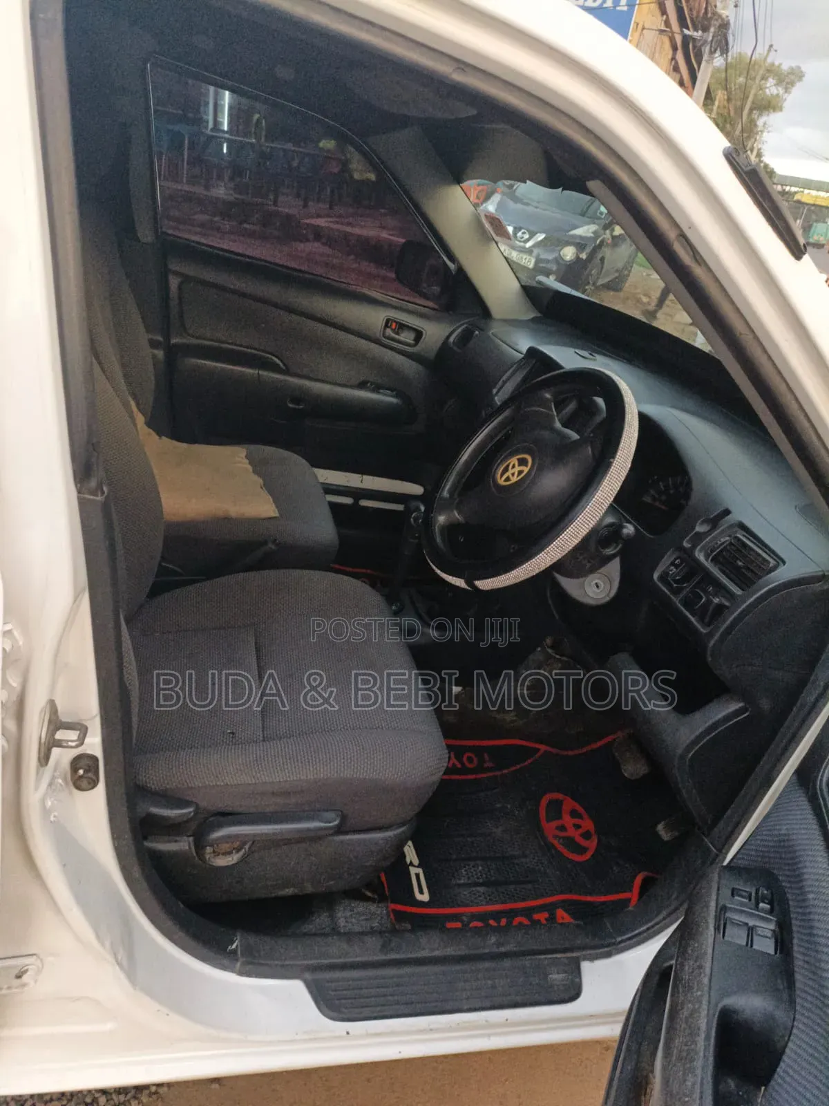 Toyota Succeed SV Premium 2014 White