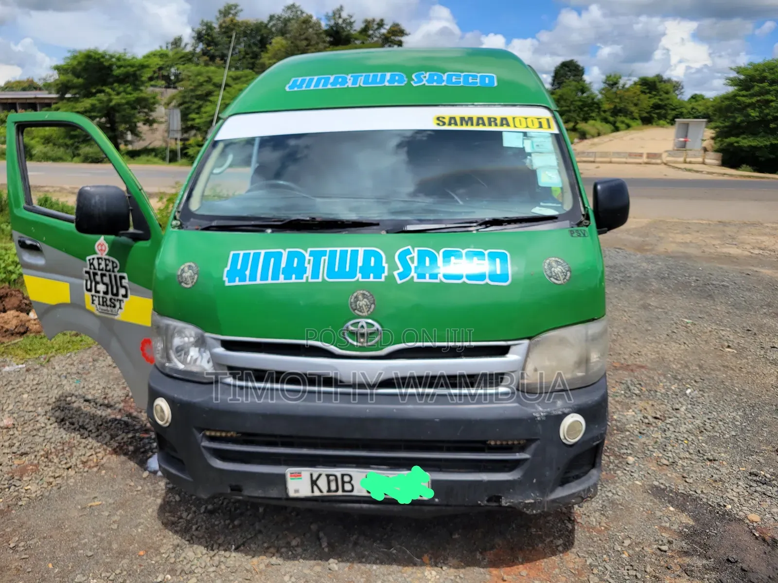 Toyota HiAce 2013 Silver