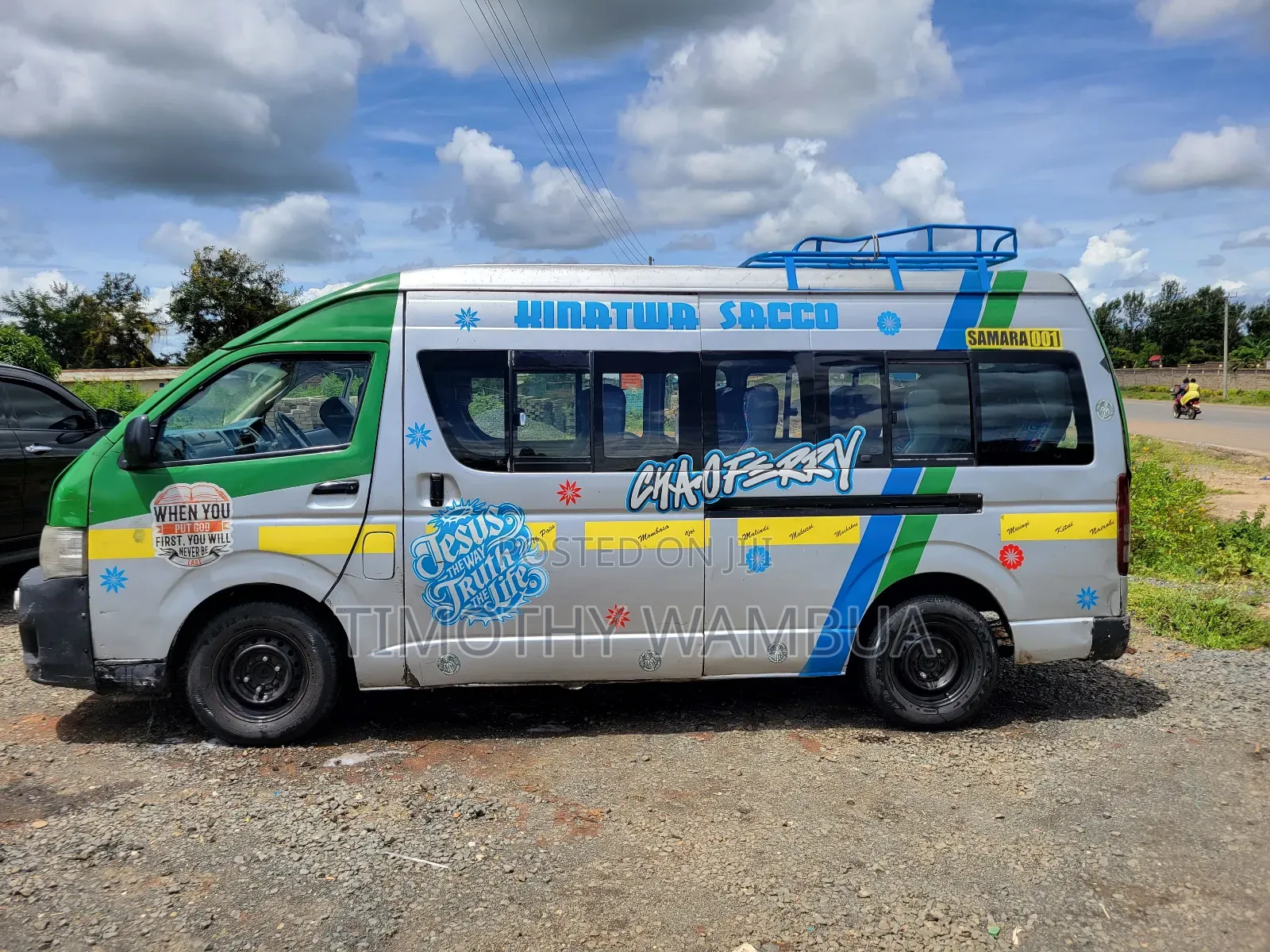 Toyota HiAce 2013 Silver