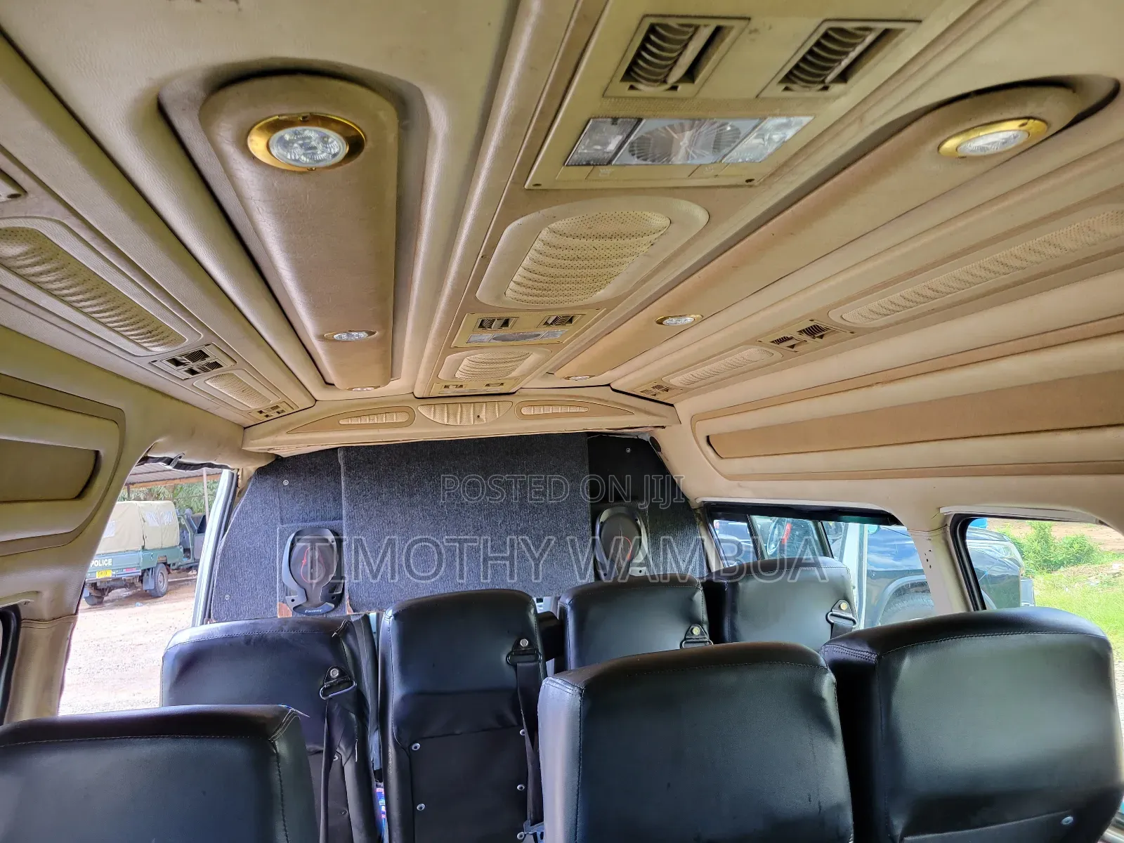 Toyota HiAce 2013 Silver