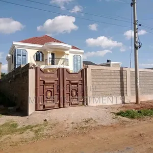 4bdrm Maisonette in Makongeni, Ngoliba for sale