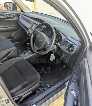 Toyota Axio 1.5 X 4WD 2019 Silver