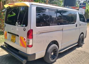 Toyota HiAce 2016 Silver