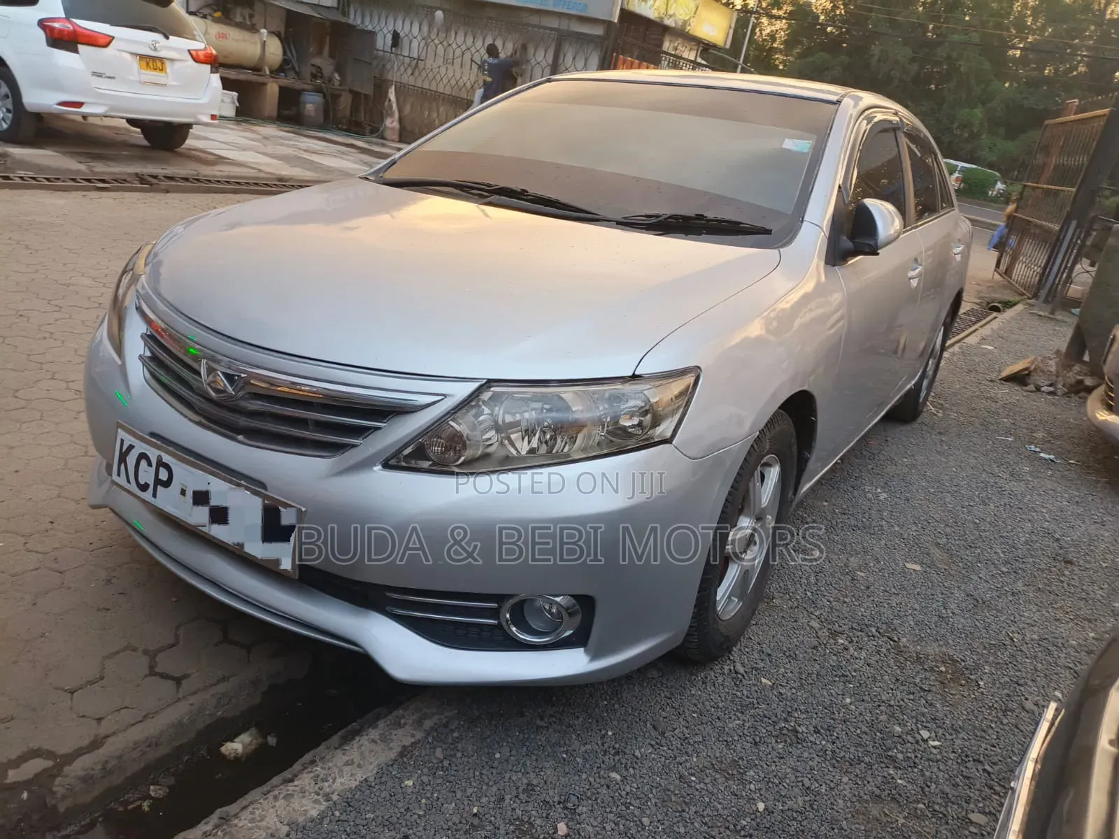 Toyota Allion 2010 Silver