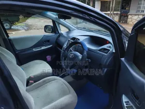 Toyota Ractis 1.5 AWD 2009 Black