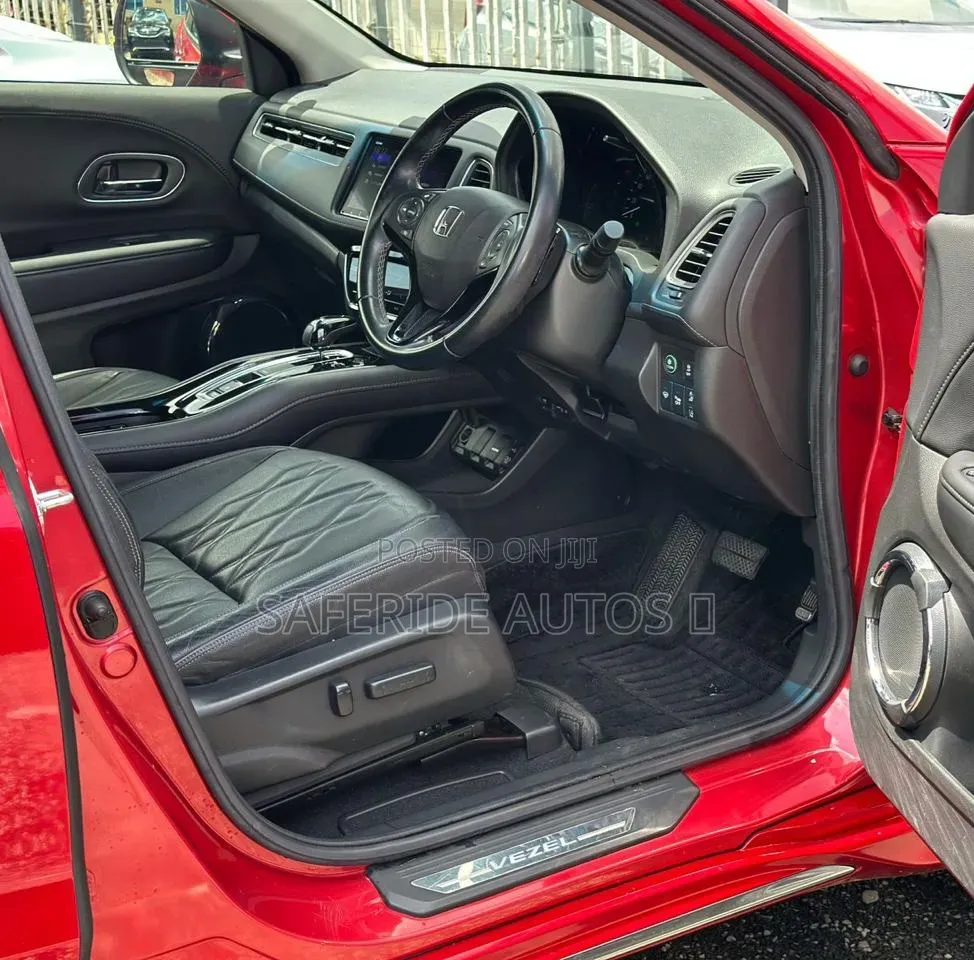 Honda Vezel 2019 Red