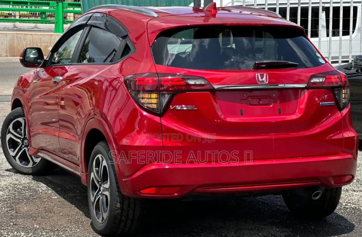 Honda Vezel 2019 Red