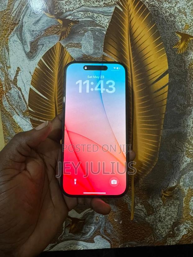 Apple iPhone 15 128 GB Black - thumbnail 2