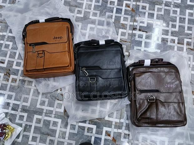 Unisex Jeep Leather Bag - thumbnail 6