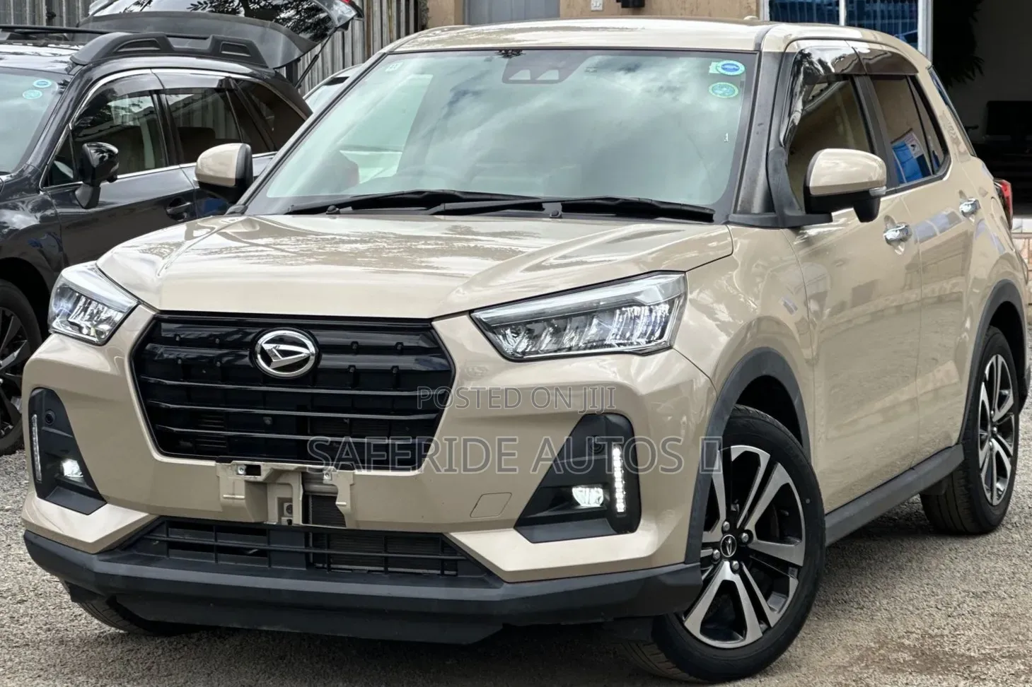 Daihatsu Rocky 2020 Gold