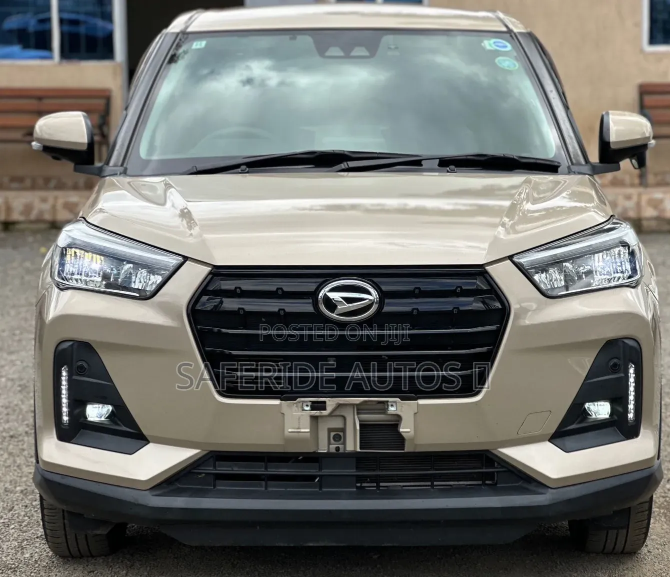 Daihatsu Rocky 2020 Gold