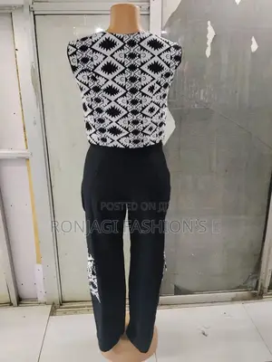 Embroided Cargo Pant With a Half Coat