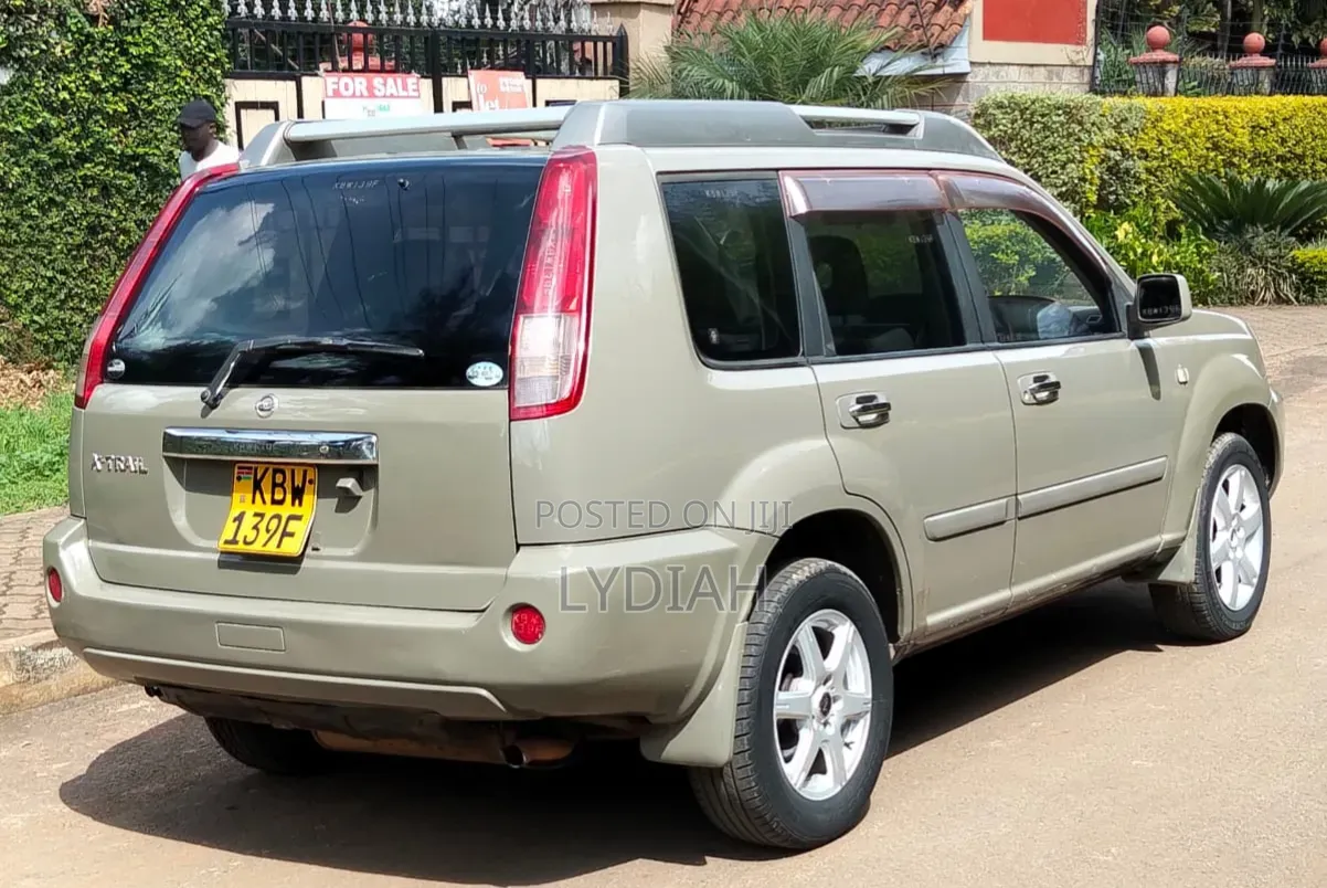 Nissan X-Trail 2006 Silver