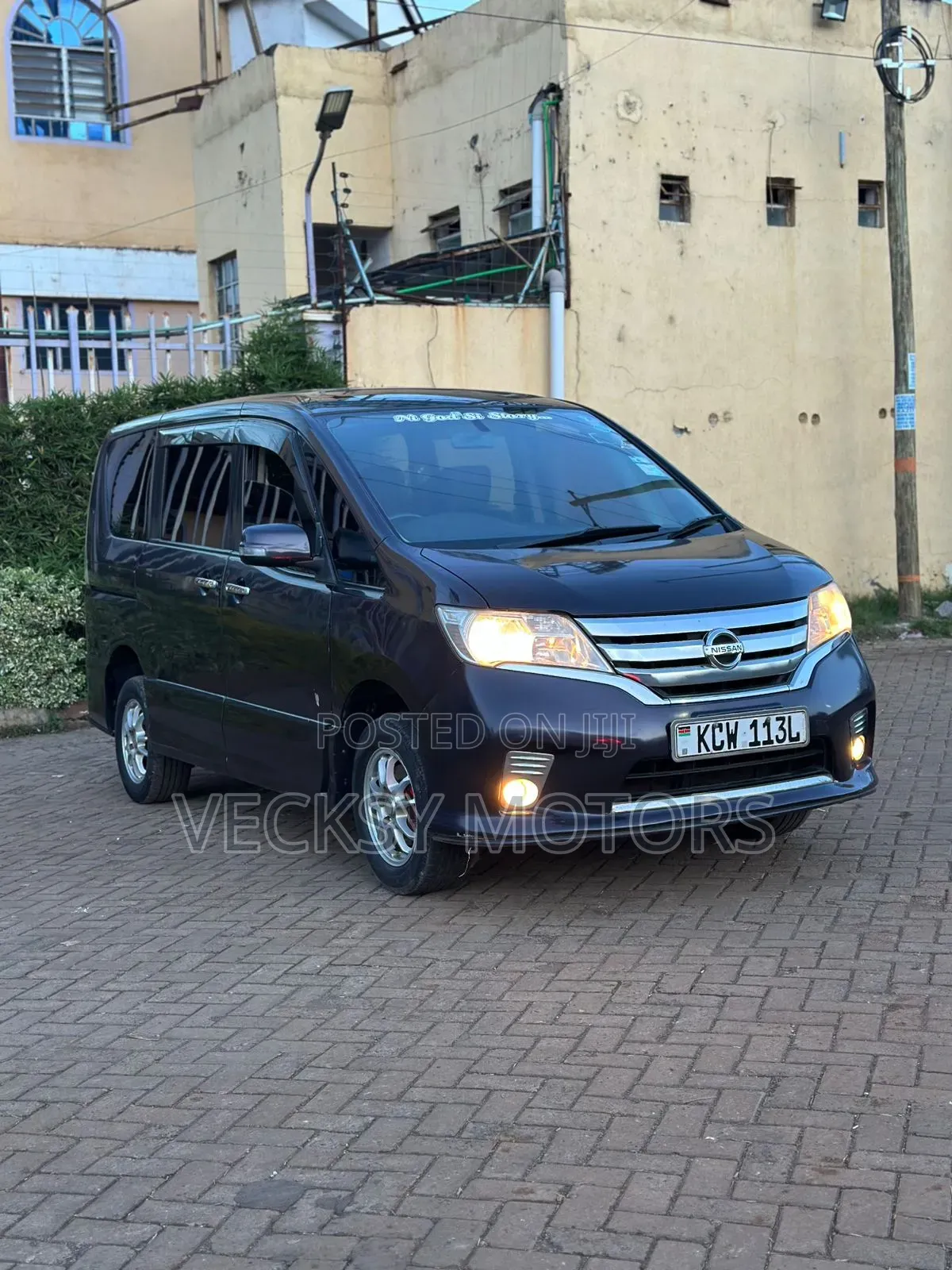 Nissan Serena 2012 Purple