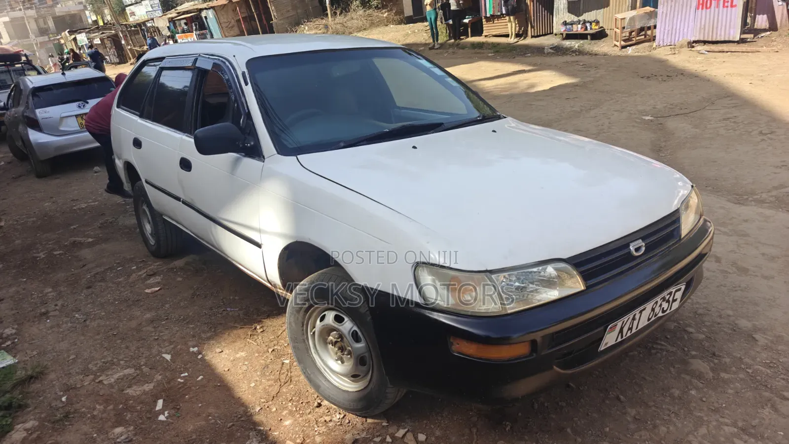 Toyota Corolla 1997 White