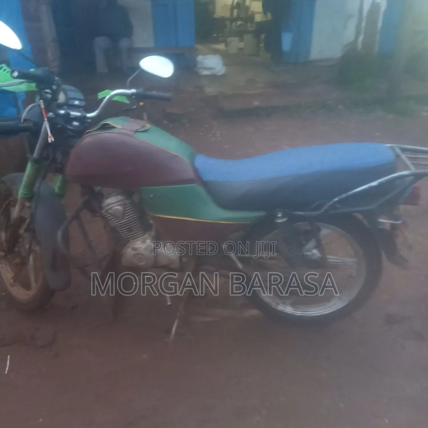 Honda CB 2021 Red