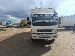 Mitsubishi Fuso Canter Closed Body Truck 2020 White