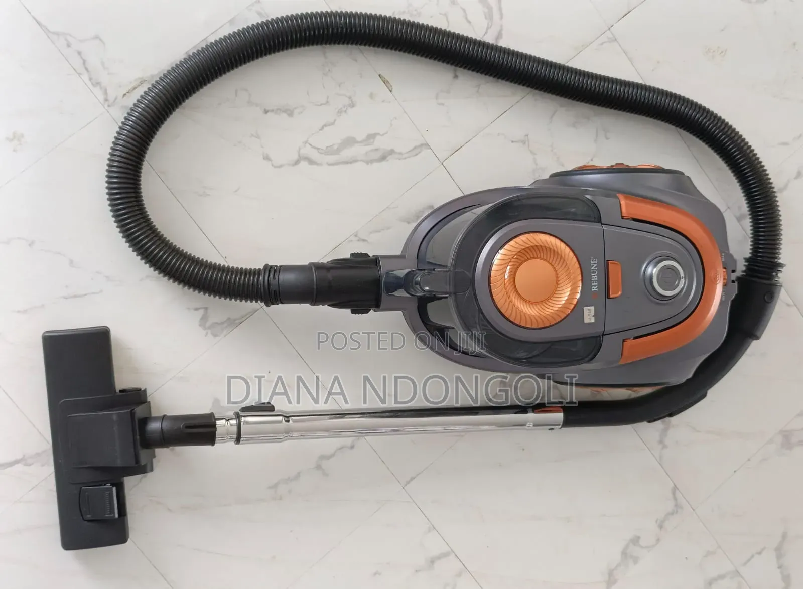 Rebune Re-9-036
Vacuum Cleaner at 15800