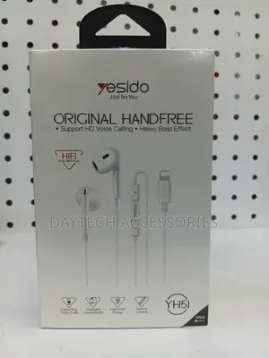 Yesido Yh51 Wired Lightning Connector Earphones for iPhones in White.