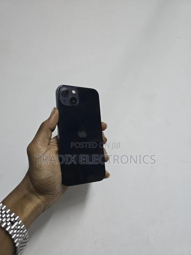 Apple iPhone 13 256 GB Black - thumbnail 2