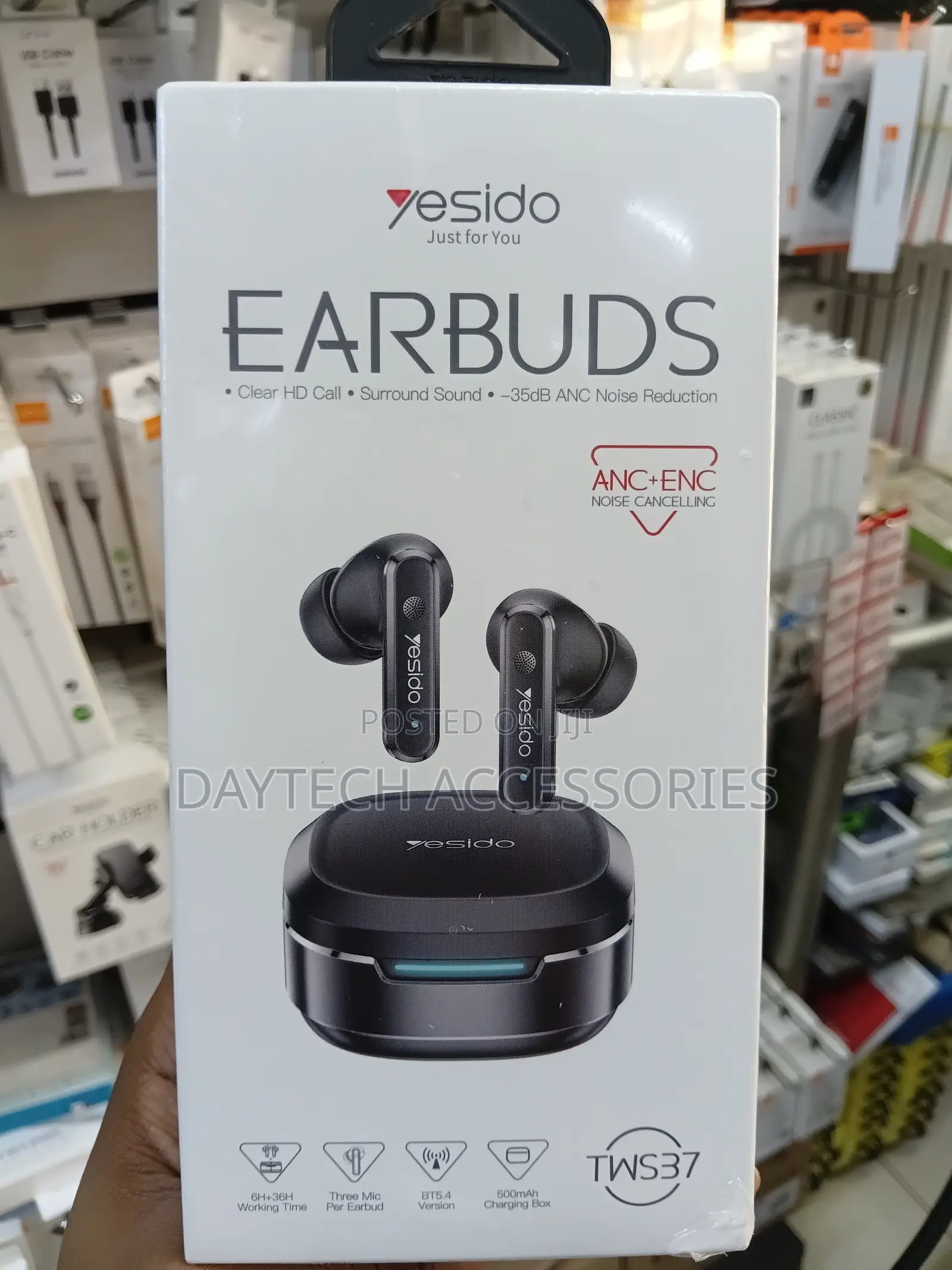 These Are Yesido Tws37 True Wireless Earbuds in Black.