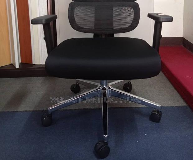 Office Chairs; Orthopedic Executive Ww7u-P Office Chairs - thumbnail 5