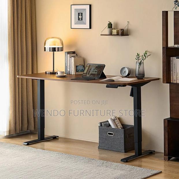 Office Desk; 1.4 Meters Content Creators Adjustable Computing Desk