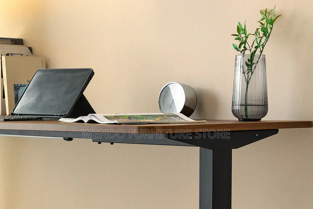 Office Desk; 1.4 Meters Content Creators Adjustable Computing Desk