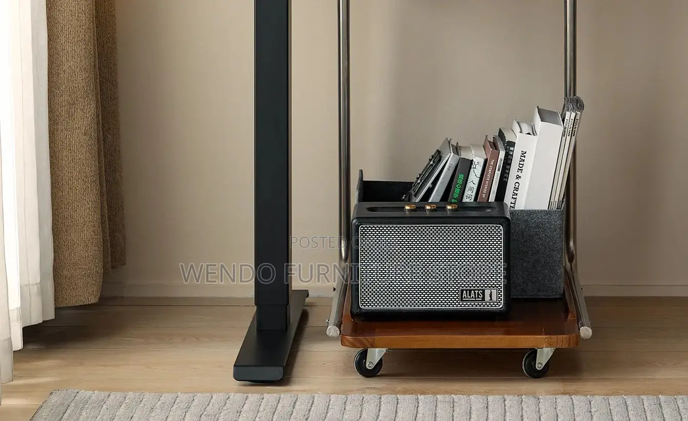 Office Desk; 1.4 Meters Content Creators Adjustable Computing Desk