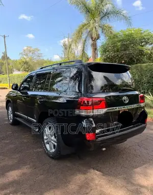 Toyota Land Cruiser 4.5 V8 GX-R 2012