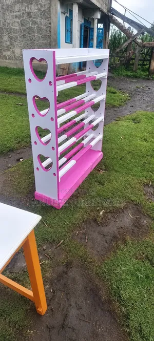 White/Pink Shoe Rack