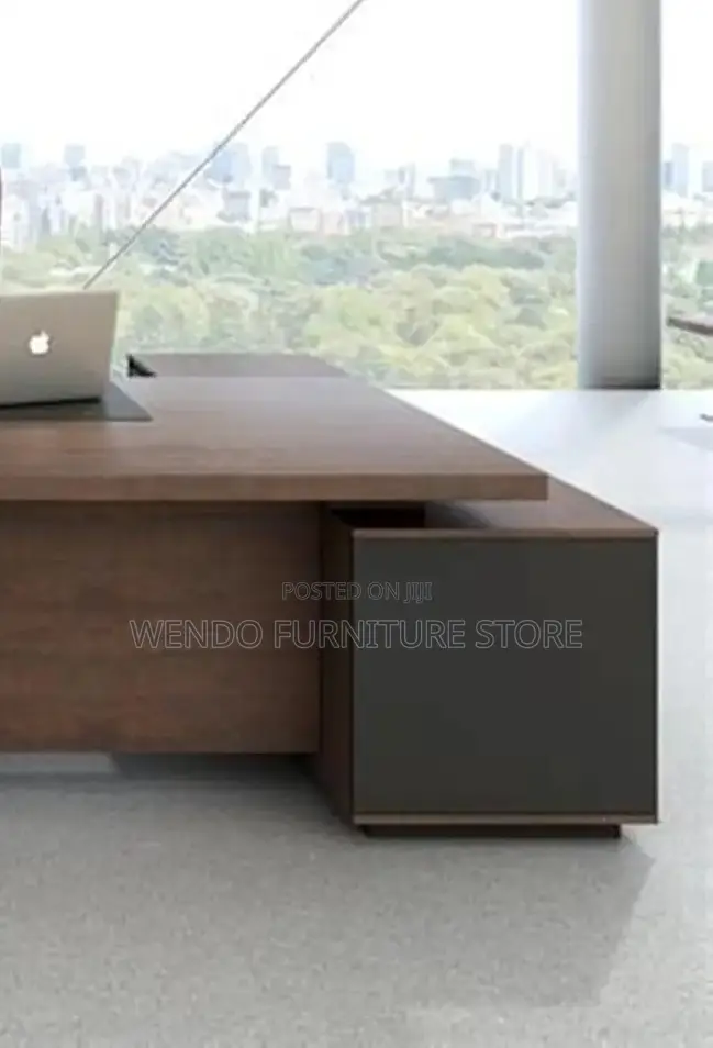 Office Desk; 1.8 Meters Bosses Executive Optimism Desk