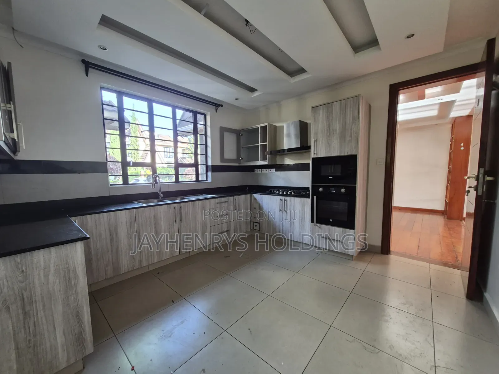 4bdrm House in Membley Estate for rent