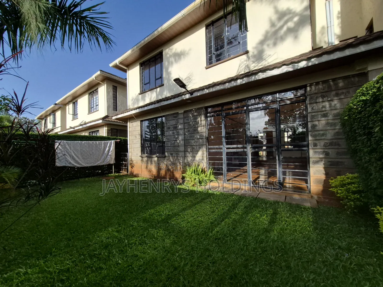 4bdrm House in Membley Estate for rent