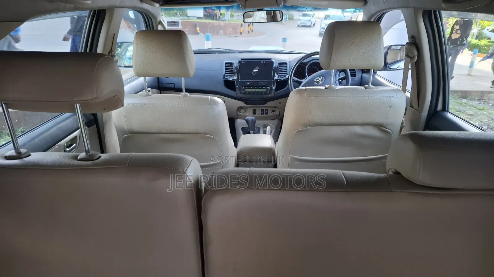 Toyota Fortuner 3.0 D AWD 2010 White