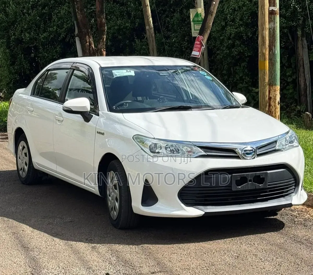 Toyota Axio 1.5 Hybrid 2WD 2019 Off white