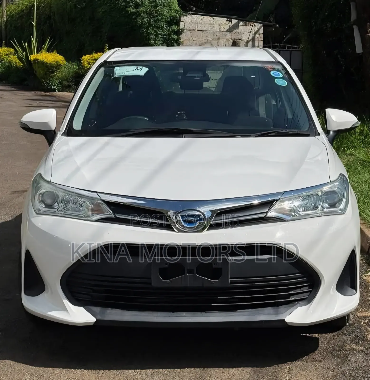 Toyota Axio 1.5 Hybrid 2WD 2019 Off white