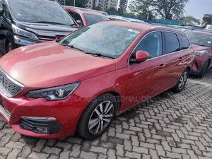 Peugeot 308 2019 Red
