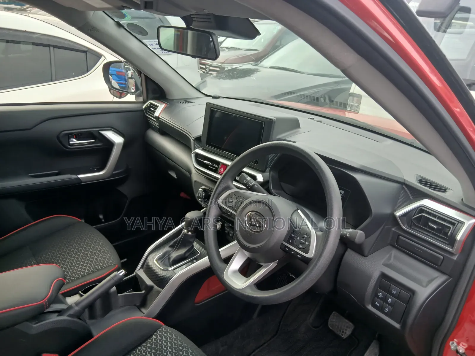 Daihatsu Rocky 2019 Maroon